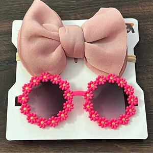 NEW daisy flower sunglasses and hairbow set 🌸🌼